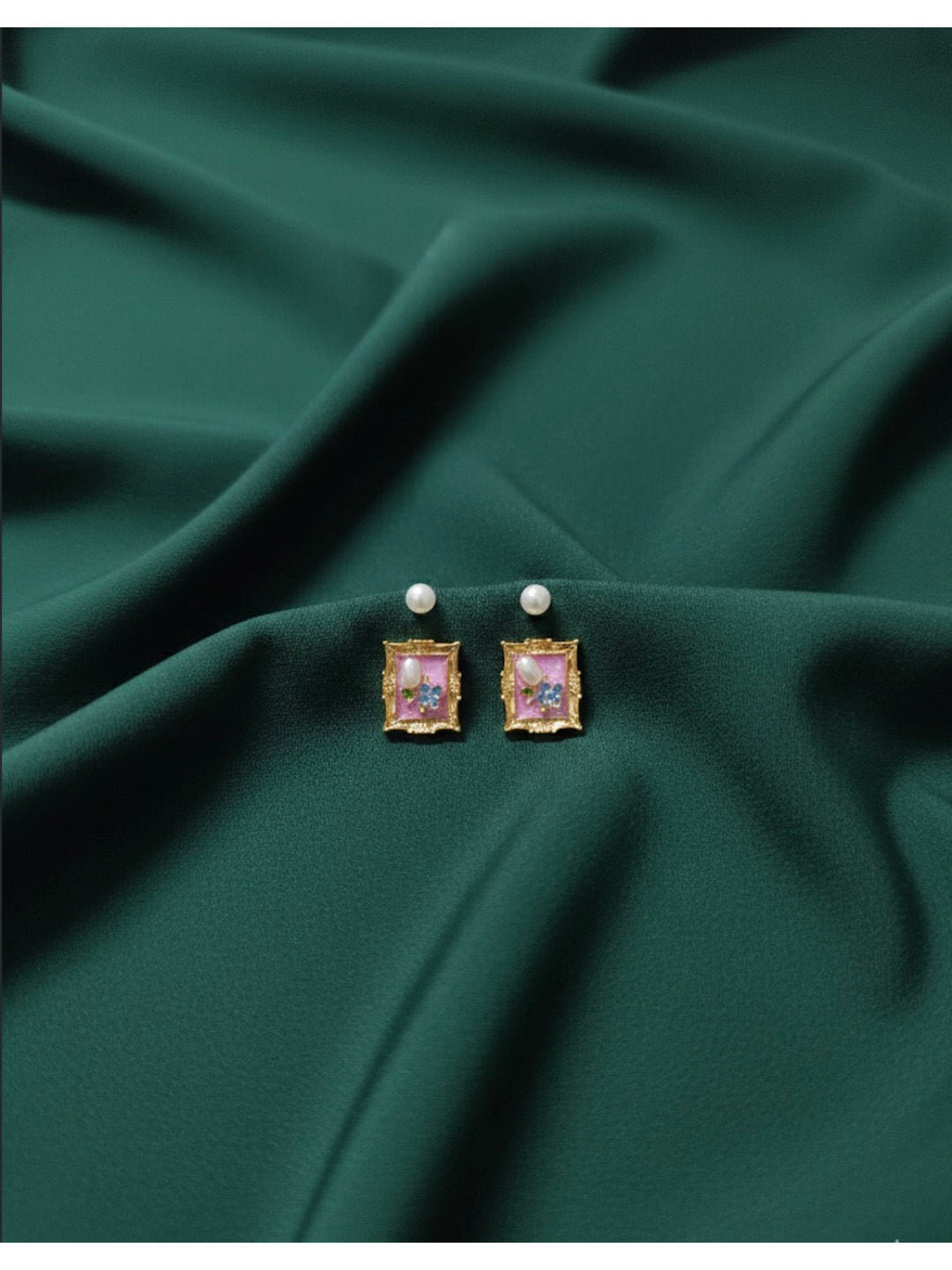 Trendy Pack of 2 Lightweight Mini Studs