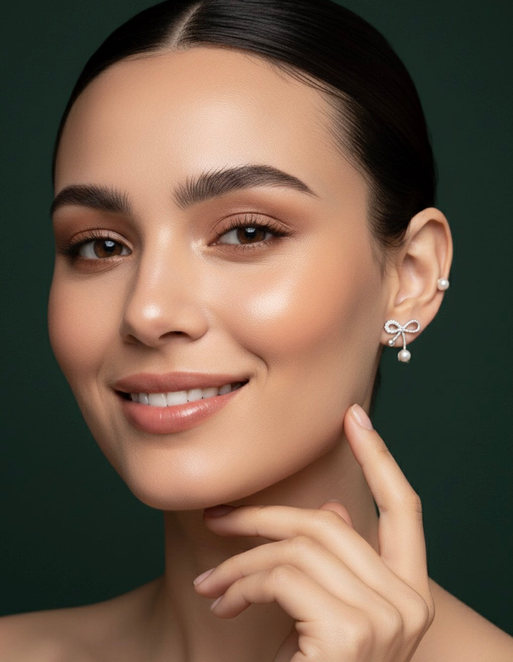Silver Plated Pack of 2 Bow &amp; Pearl Studs