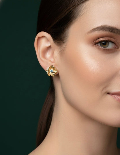 Women Gold Plated Flower Shaped Earing