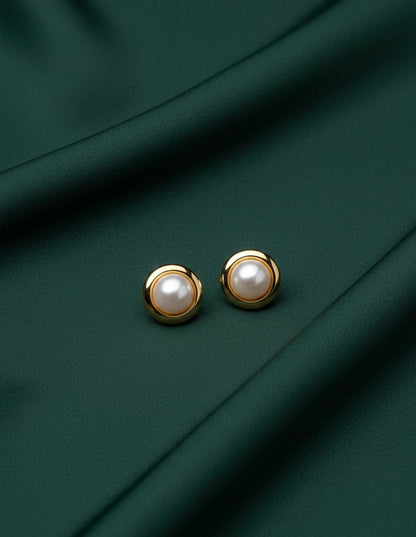 Women Round Pearl Studs