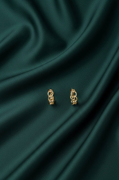 Women Gold Plated Interlinked Hoop