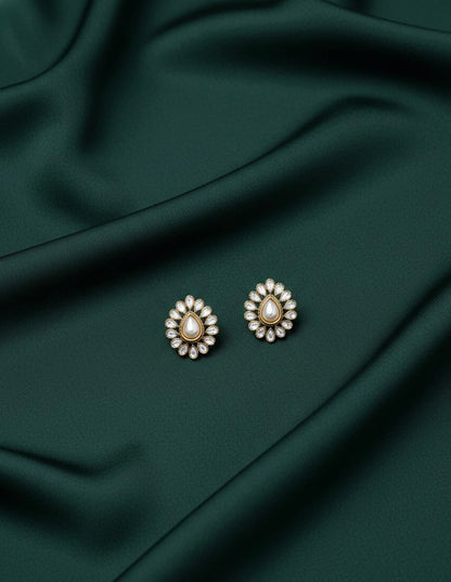 Women Pearl Kundan Earing Studs