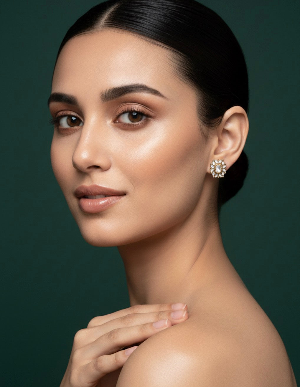 Women Gold Stone Studded Earing