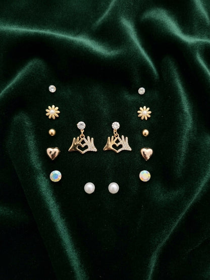 Pack Of 7 Unique-Design Mini Studs