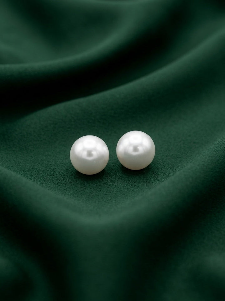 Fancy Pearls Studs