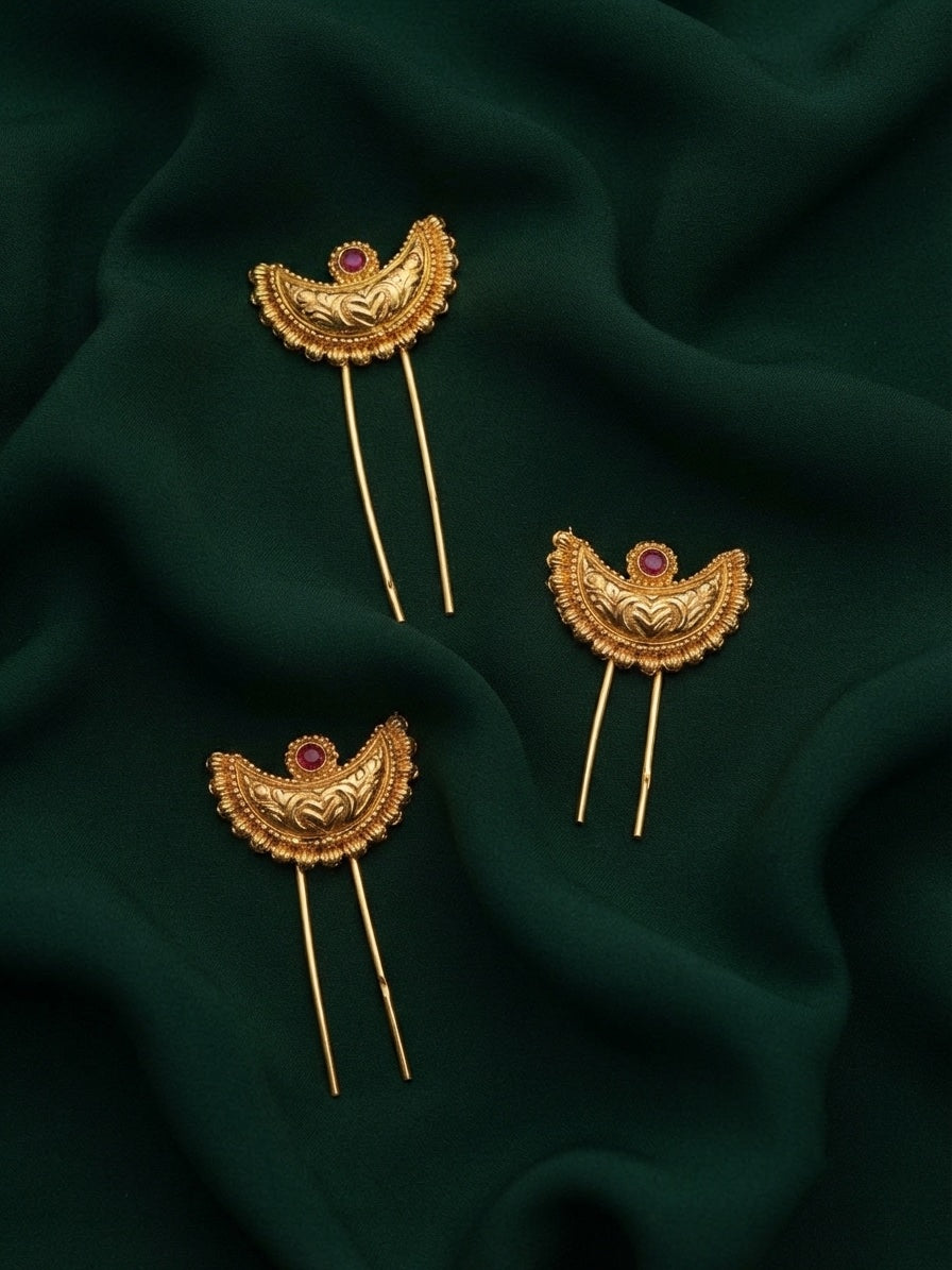 Women Gold-Toned Decorative Braid Hair Pins Set Of 3