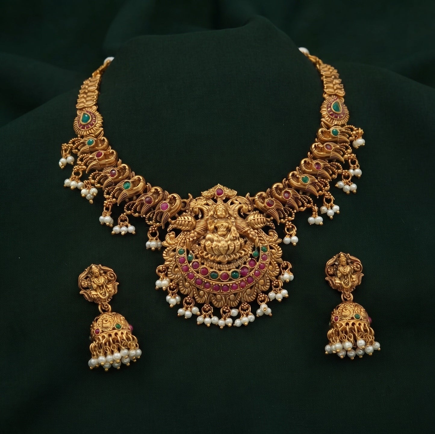 Women Gold Plated Traditional Jewellery Set With Jhumka