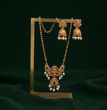 Women Gold Plated Traditional Jewellery Set With Jhumka