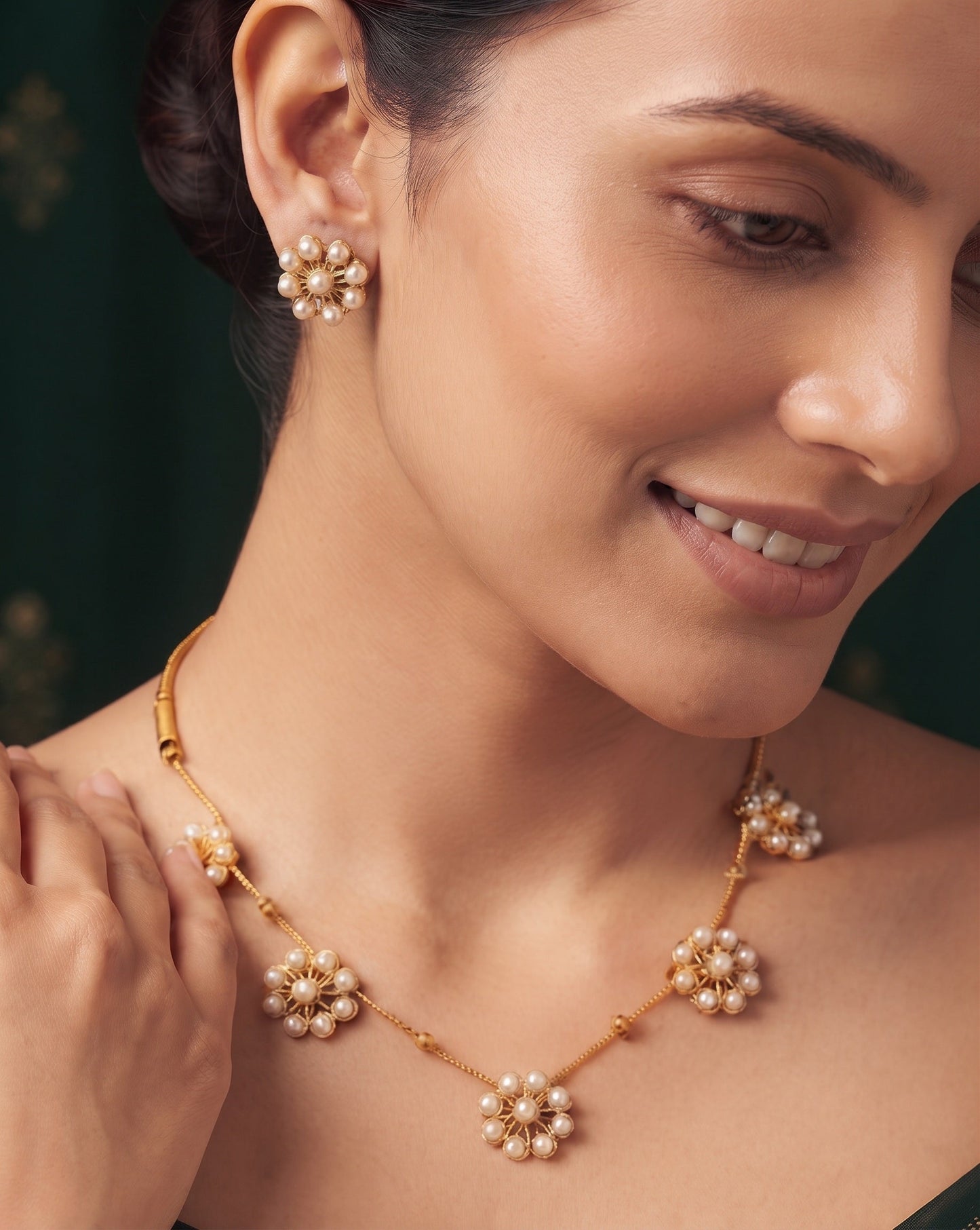 Women Gold Plated Minimal Jewellery Set