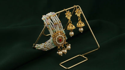 Women Gold Plated Traditional Jewellery Set