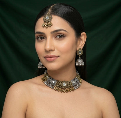Women Silver & Gold Toned Traditional Jewellery Set