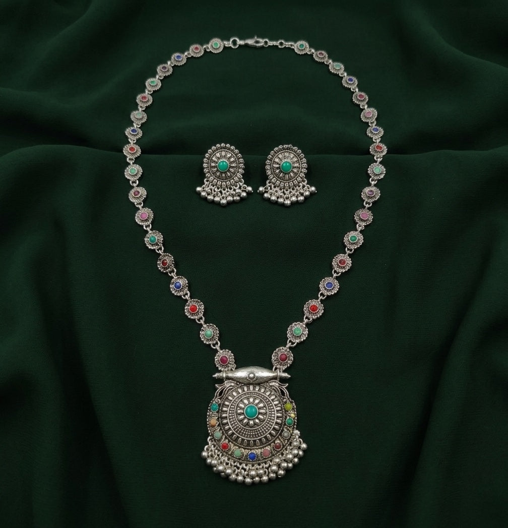 Women Silver Plated Rani Har Jewellery Set
