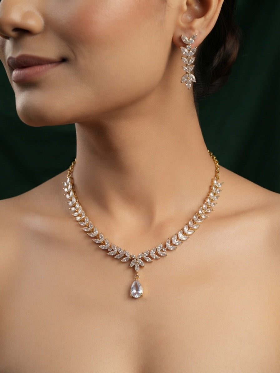 Women Gold Plated Diamond Jewellery Set
