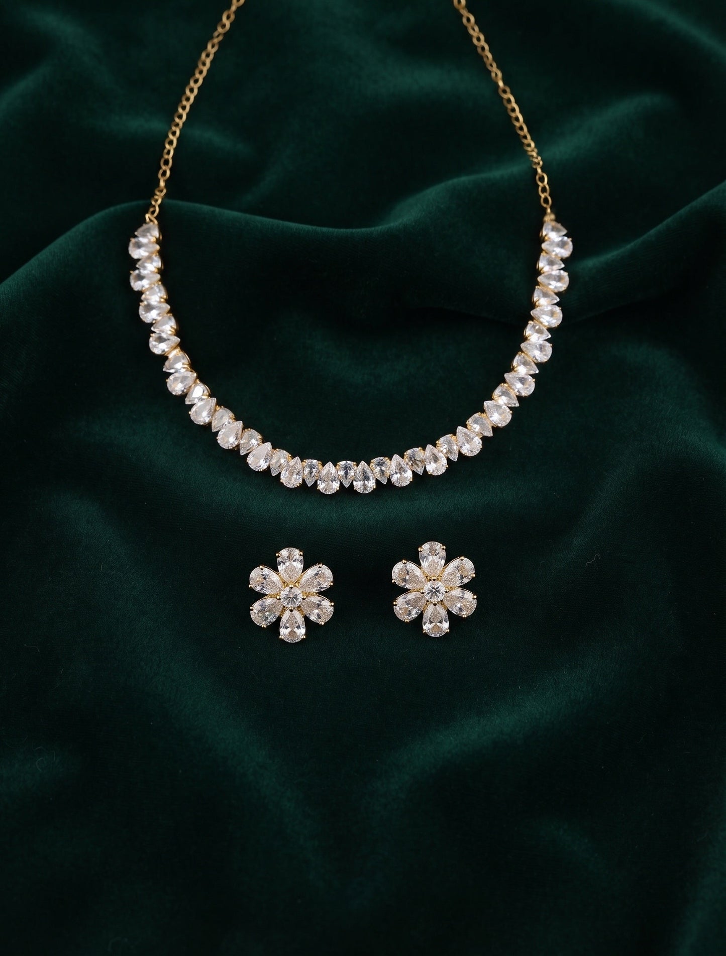 Women Gold Plated Kundan Beaded Minimal Jewellery Set