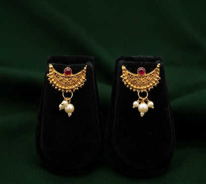 Women Gold Plated Traditional Jewellery Set With Jhumka