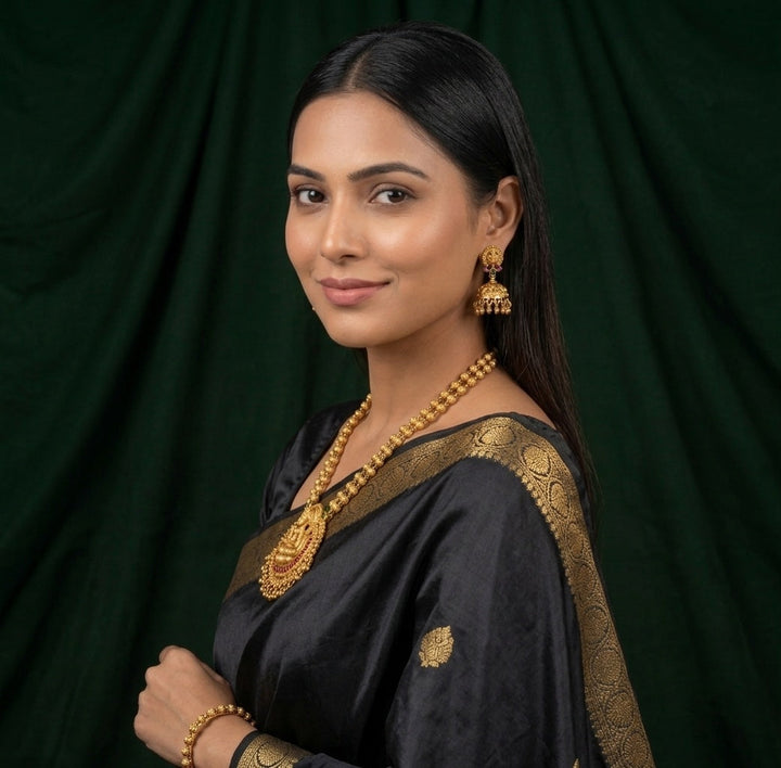 Women Gold Plated Traditional Tample Jewellery Set