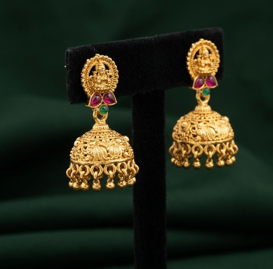 Women Gold Plated Traditional Tample Jewellery Set