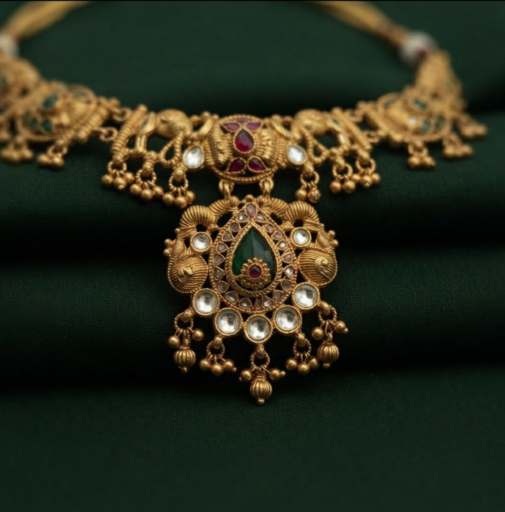 Women Gold Plated Traditional Jewellery Set