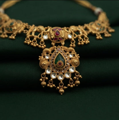 Women Gold Plated Traditional Jewellery Set
