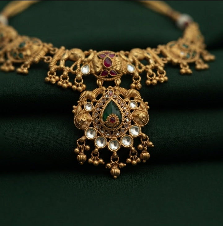Women Gold Plated Traditional Jewellery Set