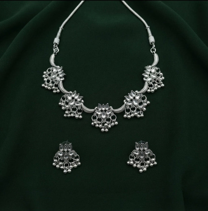 Women Silver Plated Oxidised Jewellery Set