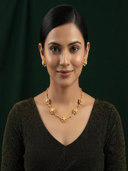 Women Gold Plated Minimal Jewellery Set