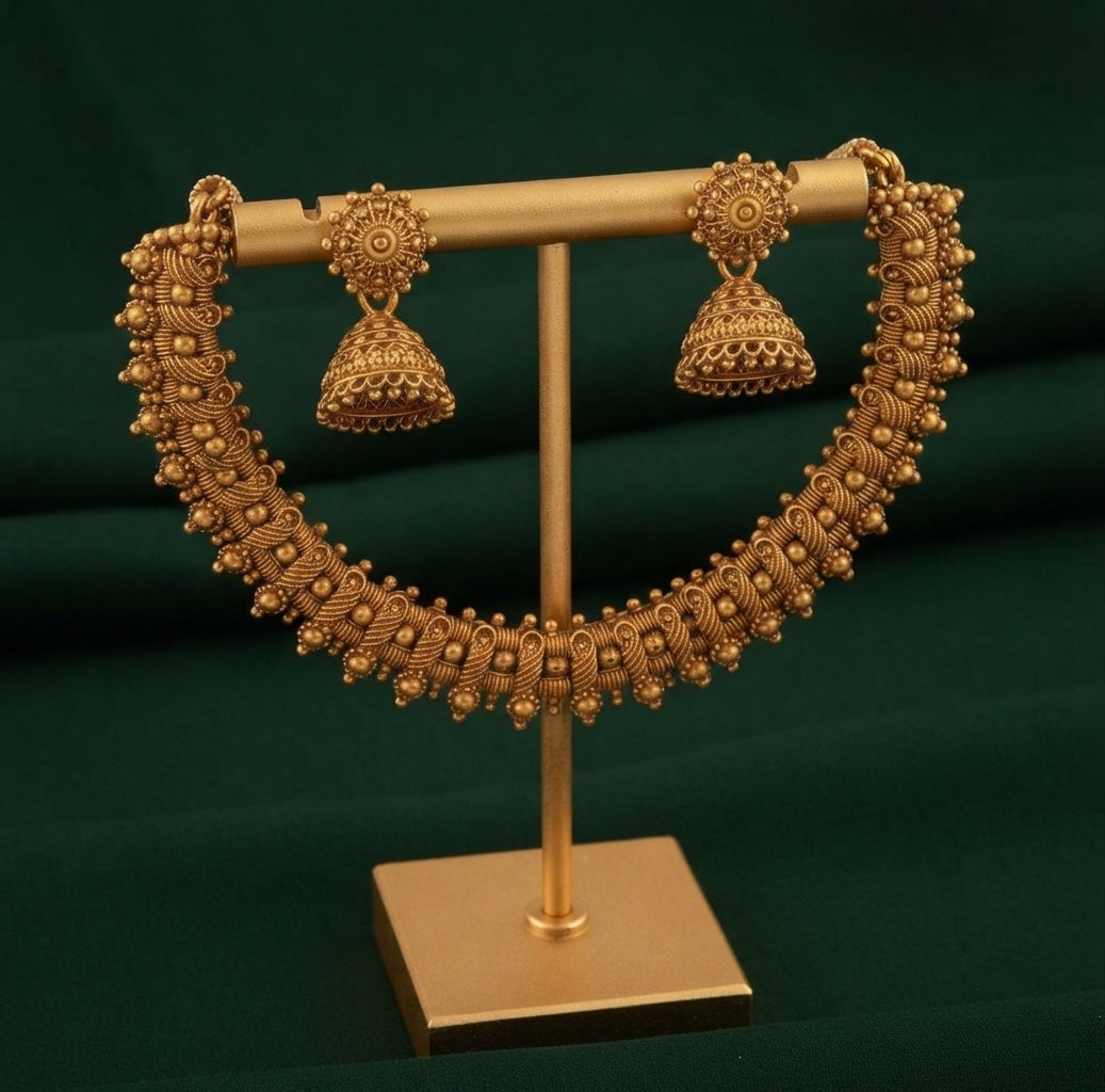 Women Gold Plated Traditional Jewellery Set