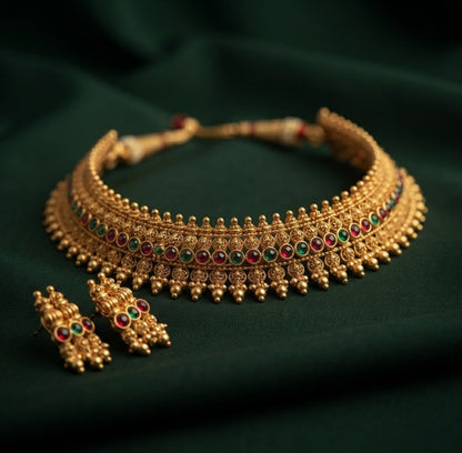 Women Gold Plated Traditional Jewellery Set