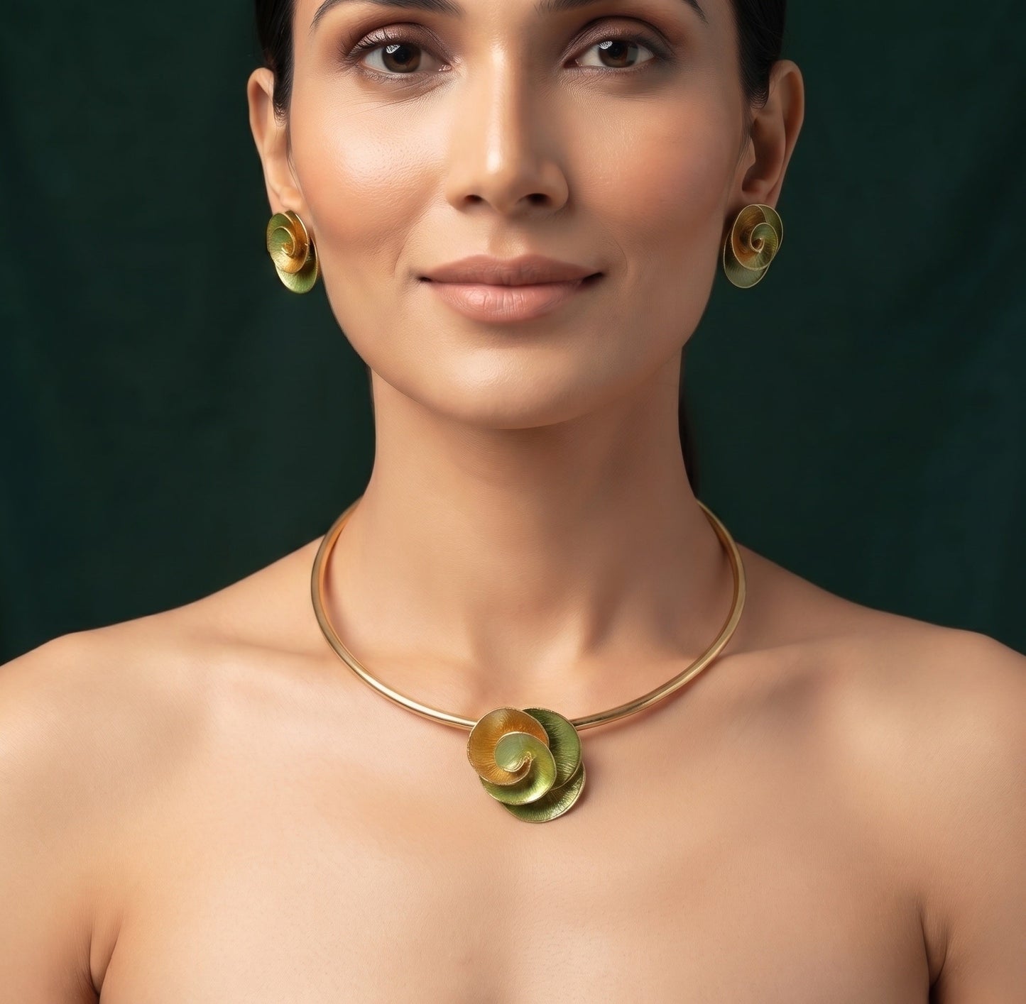 Women Gold Plated Contamprery Jewellery Set