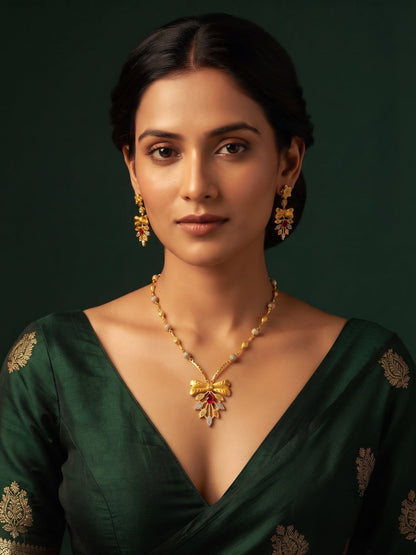 Gold-Toned Bow Design Necklace & Earrings Jewellery Set