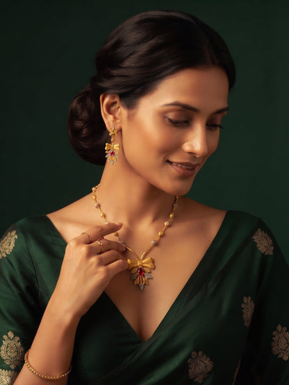 Gold-Toned Bow Design Necklace & Earrings Jewellery Set