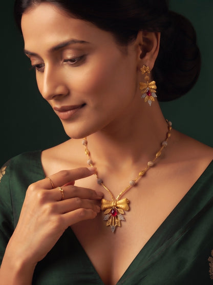 Gold-Toned Bow Design Necklace & Earrings Jewellery Set