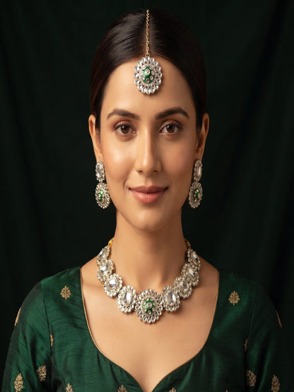 Silver-Toned Kundan-Style Necklace with Matching Earrings & Mang Tikka
