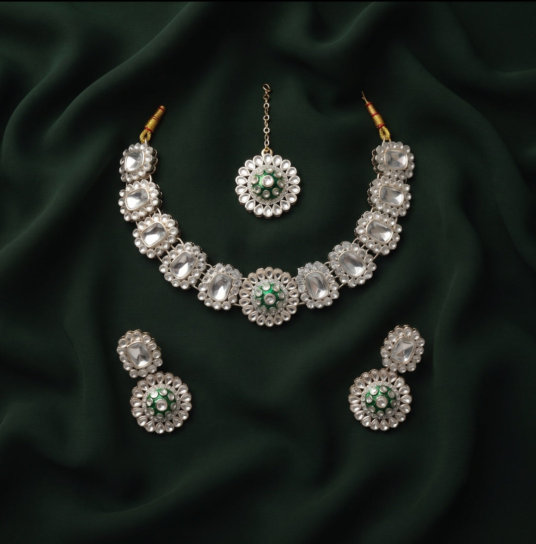 Silver-Toned Kundan-Style Necklace with Matching Earrings &amp; Mang Tikka