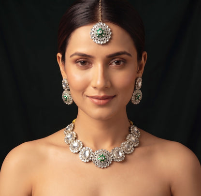 Silver-Toned Kundan-Style Necklace with Matching Earrings & Mang Tikka