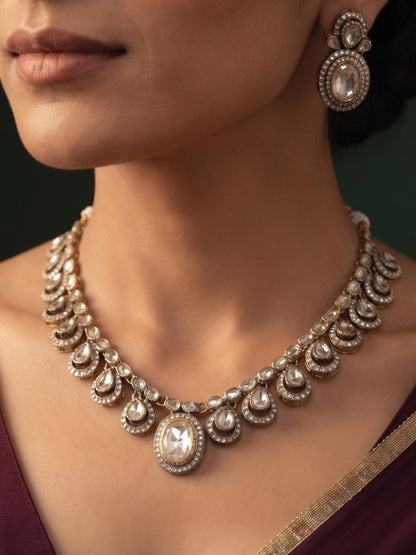 Gold Plated Kundan Beaded Jewellery Set With Mang Tika