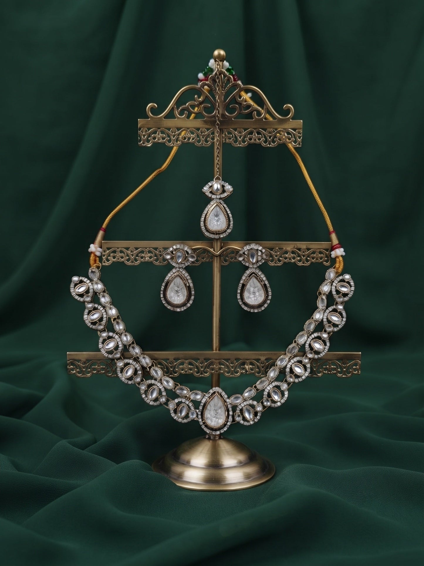 Gold Plated Kundan Beaded Jewellery Set With Mang Tika