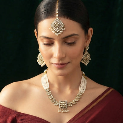Gold Plated Kundan Beaded Jewellery Set With Mang Tika