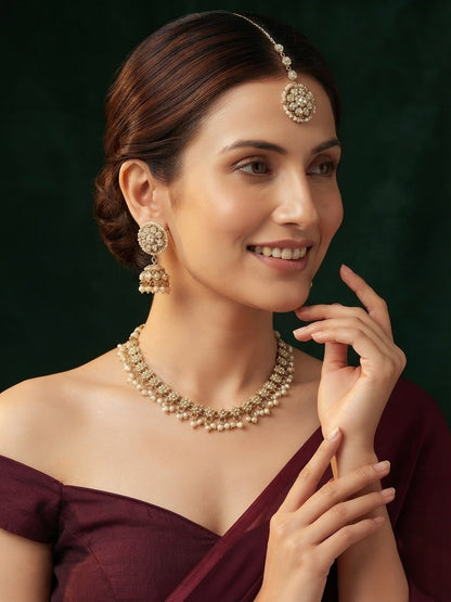 Gold Plated Kundan Beaded Jewellery Set With Mang Tika
