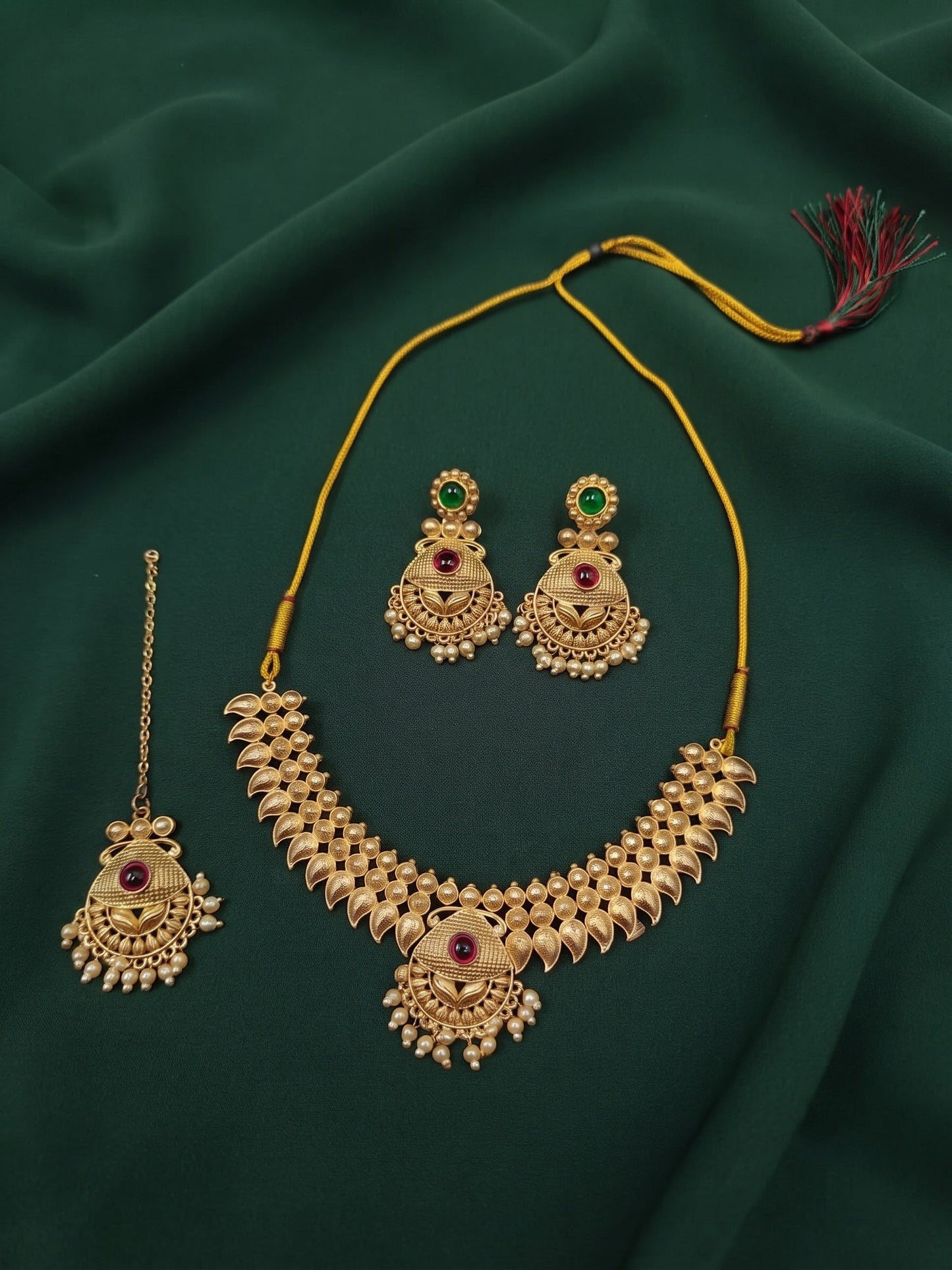 Gold-Toned Traditional Necklace Set with Earrings & Maang Tikka