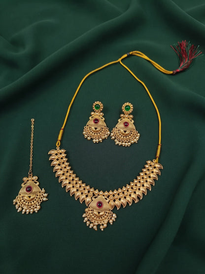 Gold-Toned Traditional Necklace Set with Earrings & Maang Tikka