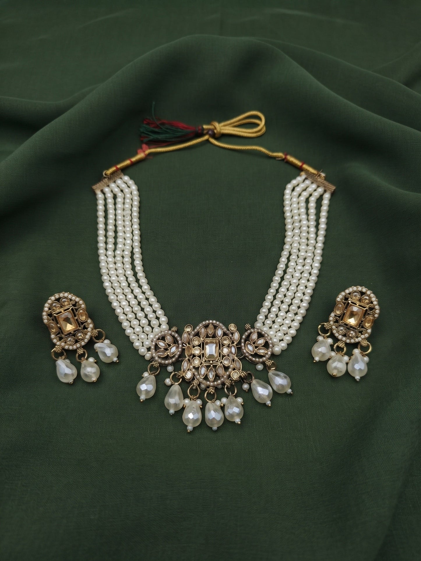 Gold Plated Pearls Choker Jewellery Set