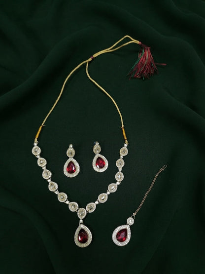 Silver Plated Kundan Beaded Jewellery Set With Mang Tikka