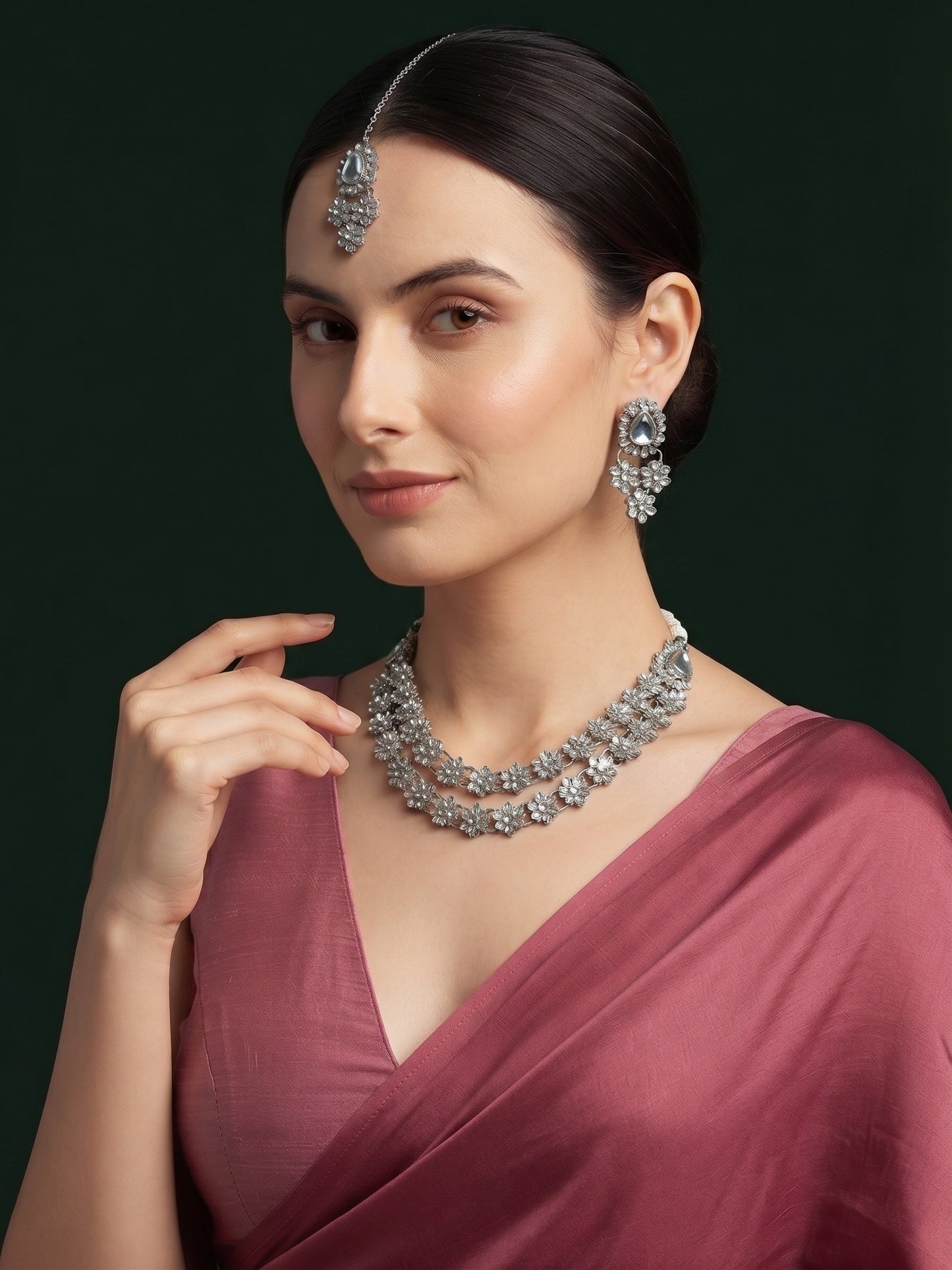 Silver Plated Kundan Beaded Jewellery Set With Mang Tikka