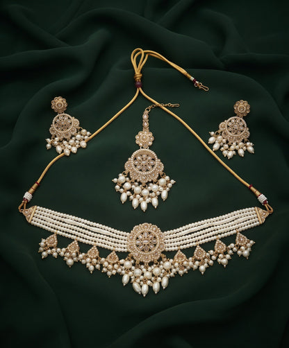 Gold Plated Kundan Beaded Jewellery Set With Mang Tikka