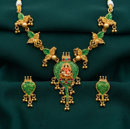 Gold Plated Leaf & Ganesha Traditional Jewellery Set
