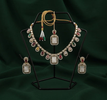 Gold Plated Kundan Beaded Jewellery Set With Mang Tika