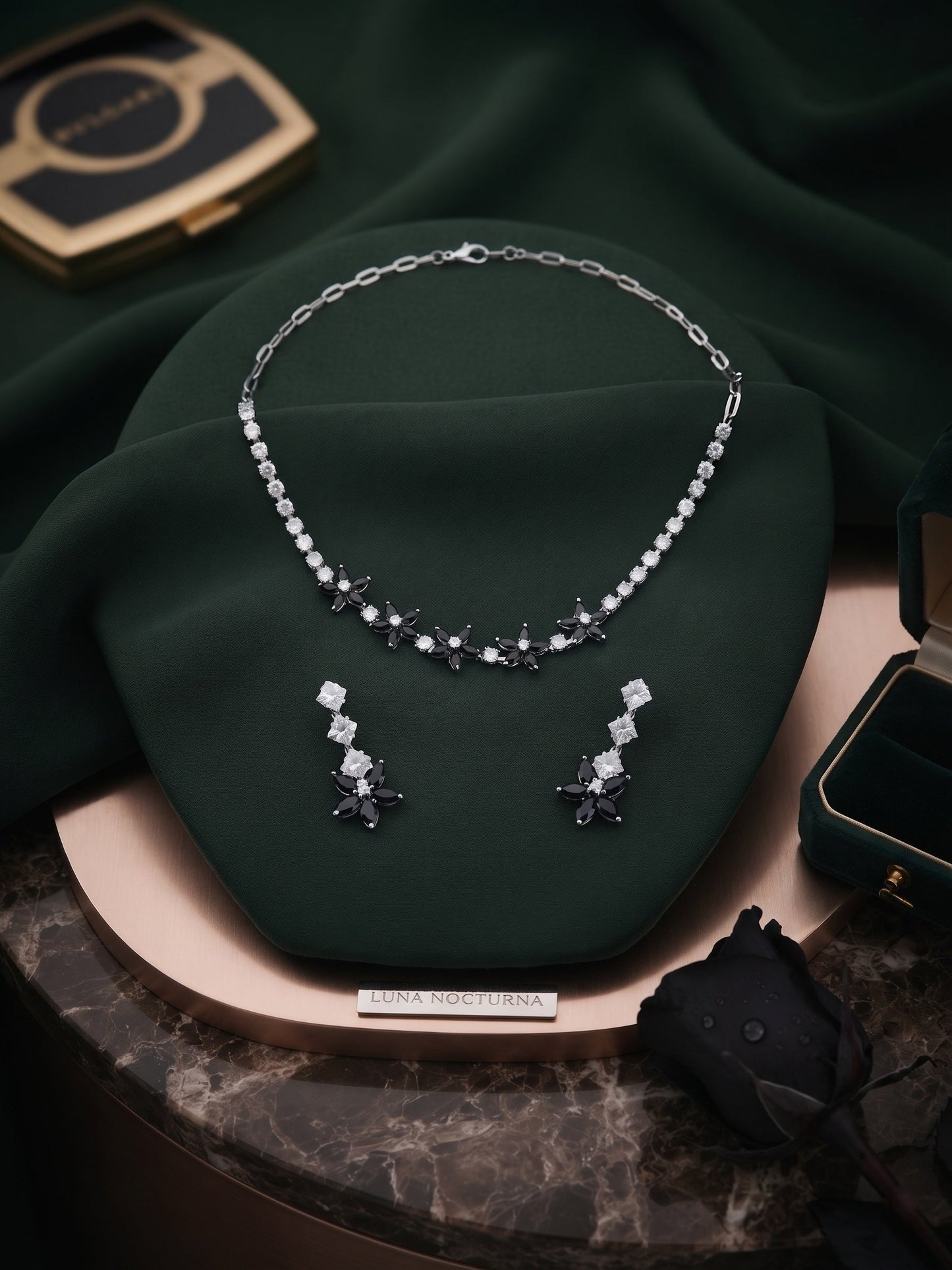 American Daimond Jewellery Set