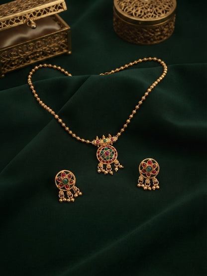 Gold-Toned Minimal Necklace with Earrings Jewellery Set