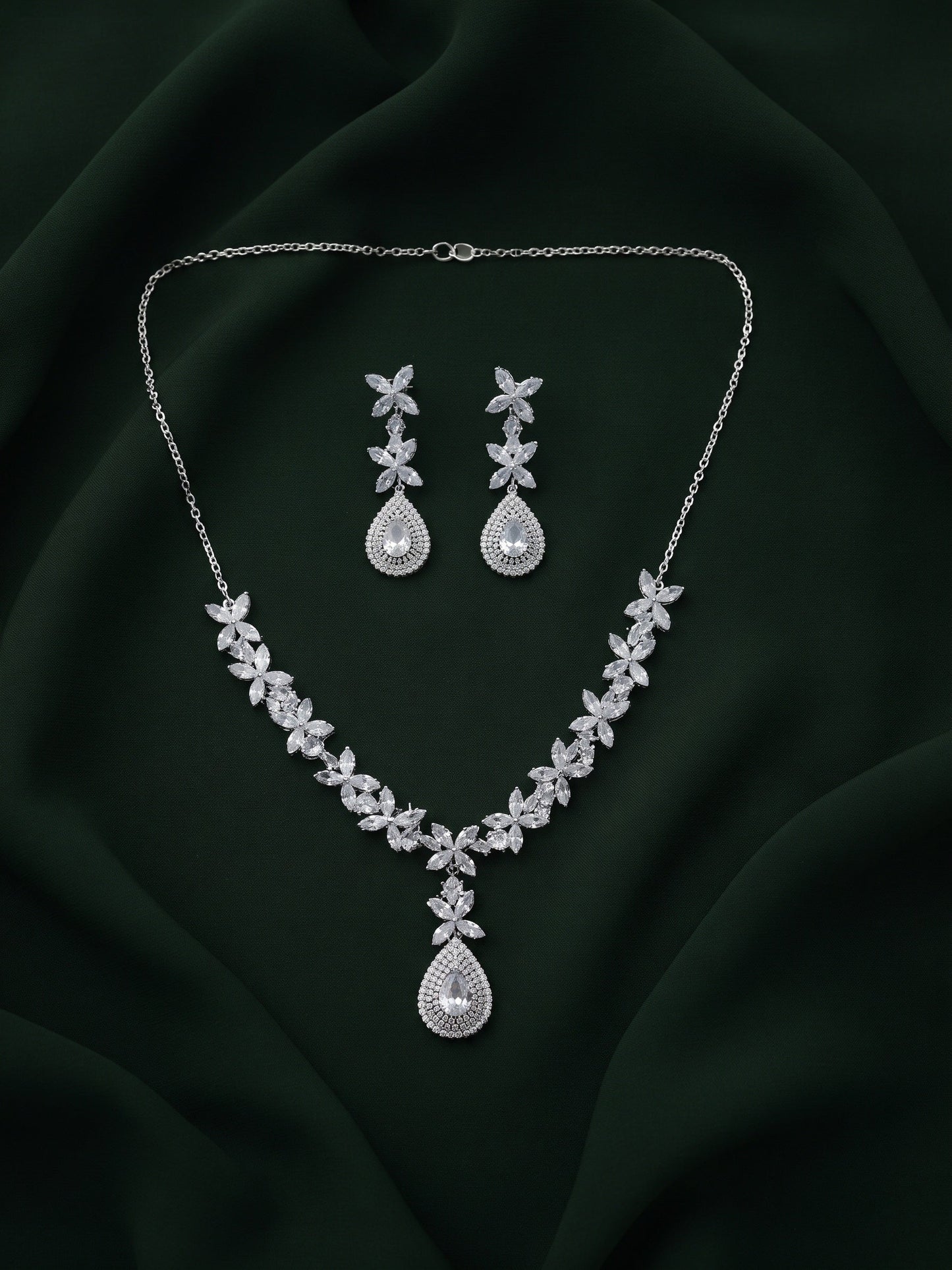 American Daimond Jewellery Set